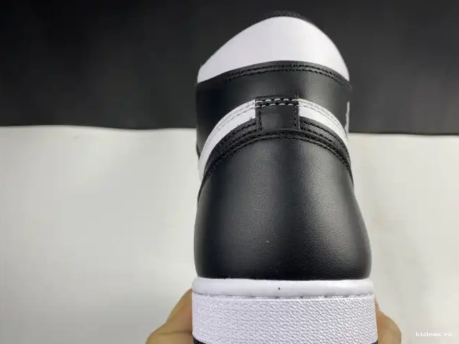 Rep MAX Air (2014) Jordan 555088-010 White Black Retro 1 0527